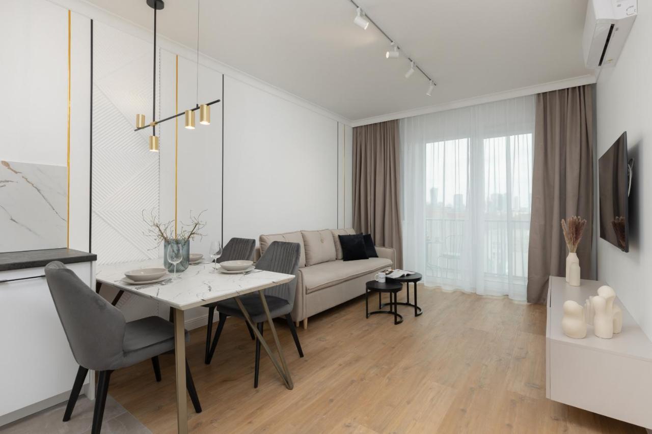 Apartament Luxury With Air-conditioning Guminska By Renters Prestige Warszawa