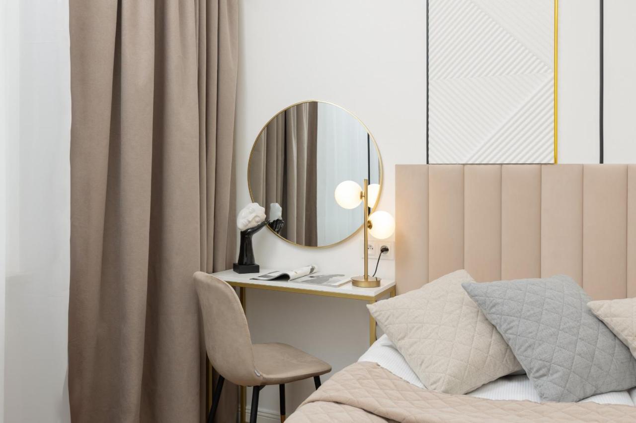Luxury With Air-conditioning Guminska By Renters Prestige * Warszawa